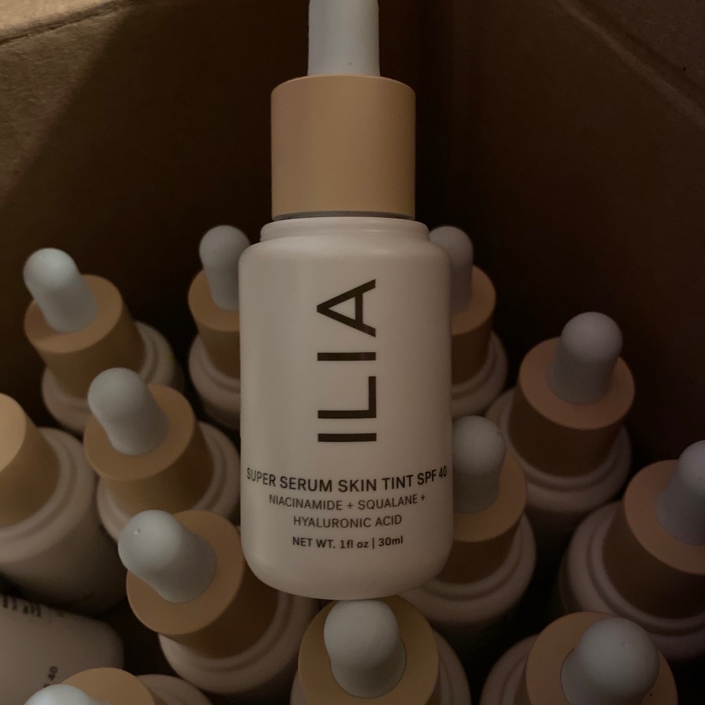 Ilia super serum